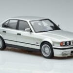 BMW Alpina B10 4.6 E34 Silber MCG 1:18