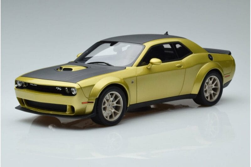 Dodge Challenger R/T Scat Pack Widebody 50. Jubiläum GT Spirit 1:18