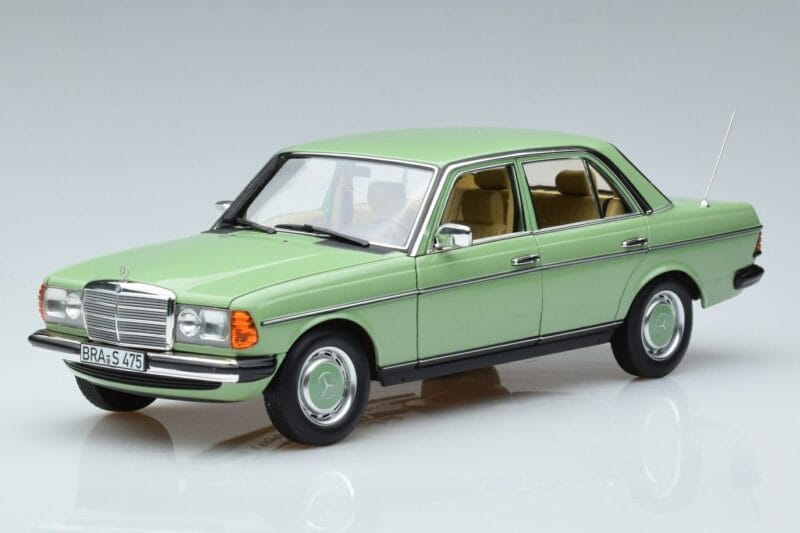 Mercedes 200 W123 Grün Norev 1:18