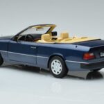 Mercedes 300 CE-24 A124 Cabriolet Nautical Blue Limitierte Auflage Norev 1:18