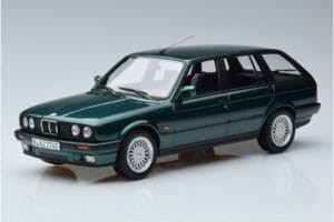 BMW 325i E30 Touring Grün Metallic Norev 1:18