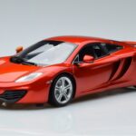 McLaren McLaren MP4-12C Coupé Mit Stig Top Gear Figur Minichamps 1:18 1:18 Metall