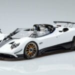 Pagani Pagani Zonda HP Barchetta Karbon Weiß LCD 1:18 1:18 Metall