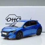Peugeot Peugeot 208 GT Line Blau Otto 1:18 1:18 Resin