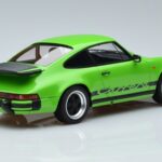 Porsche Porsche 911 3.2 Carrera Coupé Limonengrün GT Spirit 1:18 1:18 Resin