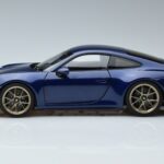 Porsche Porsche 911 992 GT3 Touring Paket Blau Metallic Norev 1:18 1:18 Metall